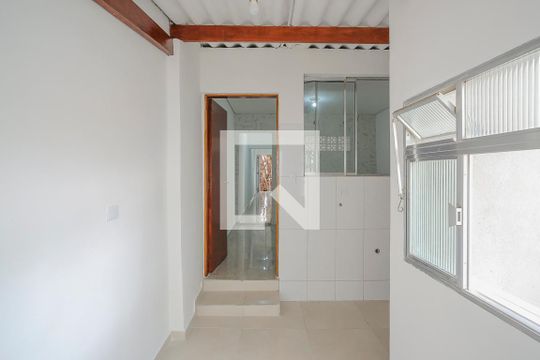 Área de serviço de casa para alugar com 2 quartos, 78m² em Jardim Sao Caetano, São Caetano do Sul