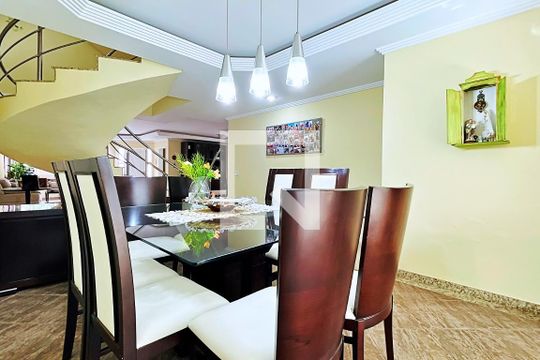 Sala de Jantar de casa de condomínio à venda com 6 quartos, 500m² em Vila Rosalia, Guarulhos