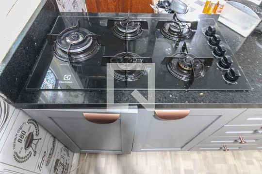 Cozinha de casa de condomínio à venda com 2 quartos, 60m² em Recreio dos Bandeirantes, Rio de Janeiro