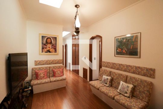 Hall dos Quartos de casa para alugar com 4 quartos, 470m² em Jardim Sao Bento, São Paulo