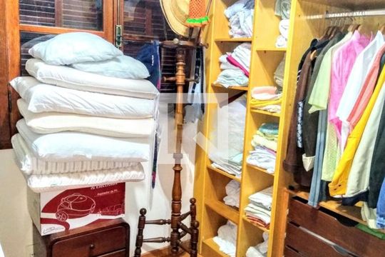 Casa de Condomínio à venda com 3 quartos, 200m² em Vila Anglo Brasileira, São Paulo
