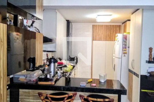 Casa de Condomínio à venda com 3 quartos, 200m² em Vila Anglo Brasileira, São Paulo