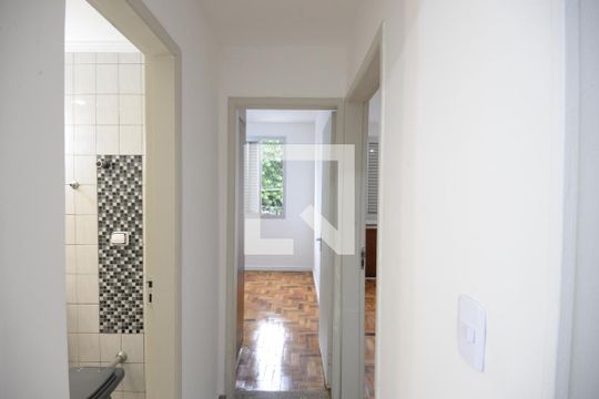 Corredor de apartamento para alugar com 2 quartos, 76m² em Planalto Paulista, São Paulo