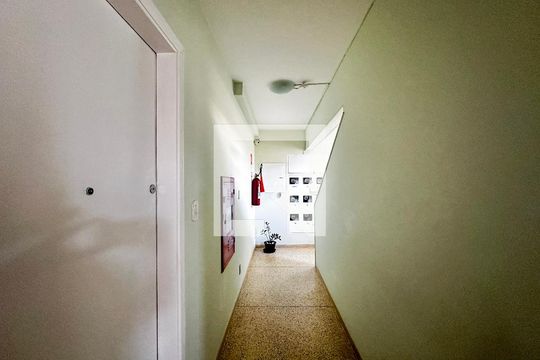 Hall Apartamento de apartamento à venda com 2 quartos, 83m² em Cidade Monções, São Paulo