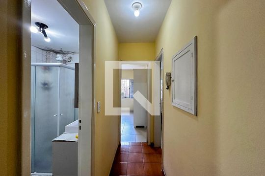 Corredor Quartos de apartamento à venda com 2 quartos, 83m² em Cidade Monções, São Paulo