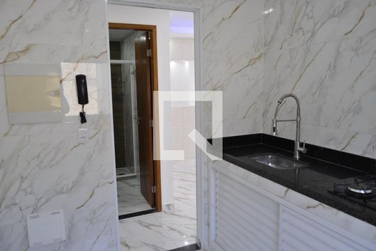 Cozinha de apartamento à venda com 2 quartos, 51m² em Del Castilho, Rio de Janeiro