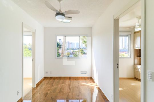 Apartamento para alugar com 2 quartos, 33m² em Santo Amaro, São Paulo