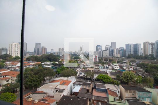 Varanda - Vista de kitnet/studio para alugar com 1 quarto, 33m² em Vila Cordeiro, São Paulo
