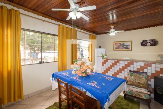 Churrasqueira de casa à venda com 3 quartos, 230m² em Vila Aricanduva, São Paulo