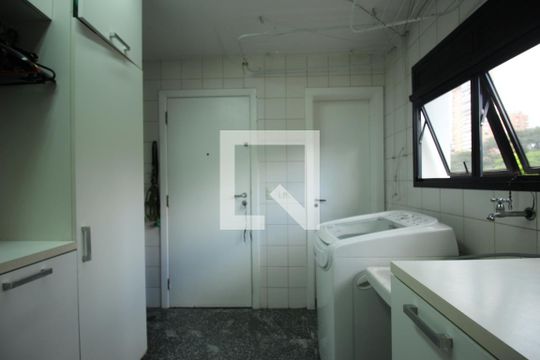 Área de Serviço de apartamento à venda com 4 quartos, 220m² em Paraíso do Morumbi, São Paulo