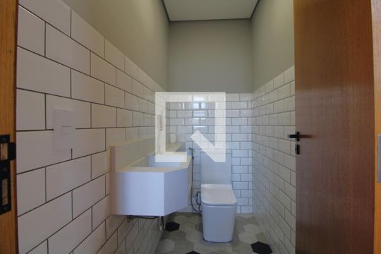 Lavabo de casa para alugar com 3 quartos, 168m² em Jardim Cidália, São Paulo