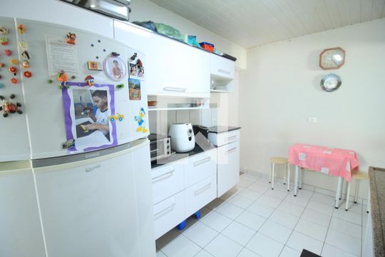 Cozinha de casa para alugar com 2 quartos, 160m² em Vila Invernada, São Paulo