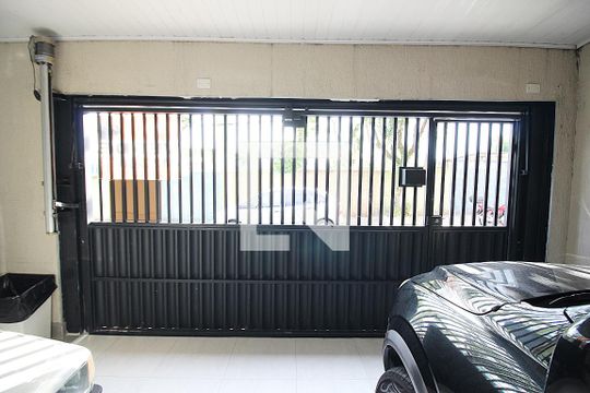 Garagem de casa à venda com 3 quartos, 167m² em Jordanópolis, São Bernardo do Campo