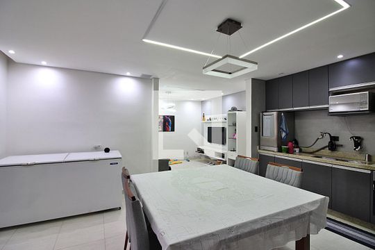 Sala/Cozinha de casa à venda com 3 quartos, 167m² em Jordanópolis, São Bernardo do Campo