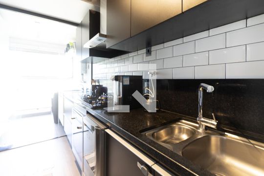 Cozinha de apartamento à venda com 2 quartos, 70m² em Vila Leopoldina, São Paulo