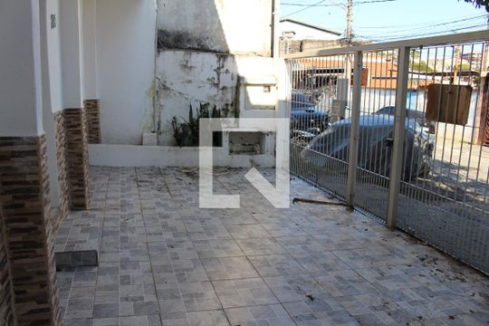 Área Externa de casa à venda com 2 quartos, 103m² em Vila Alpina, São Paulo