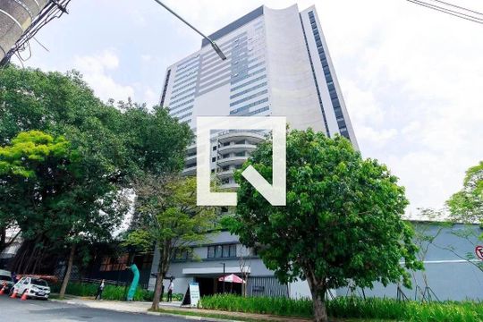 Fachada de apartamento para alugar com 1 quarto, 42m² em Vila Cordeiro, São Paulo