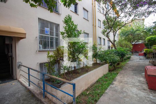 Área comum de apartamento à venda com 2 quartos, 49m² em Jardim Casa Pintada, São Paulo