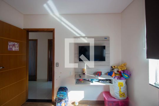 Quarto 2 de casa para alugar com 3 quartos, 640m² em Vila Carolina, São Paulo