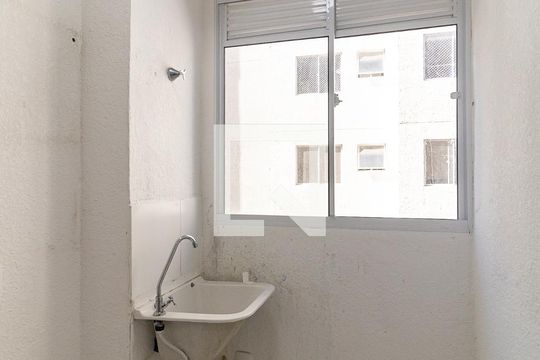 Lavanderia de apartamento para alugar com 2 quartos, 42m² em Vila Cristália, São Paulo