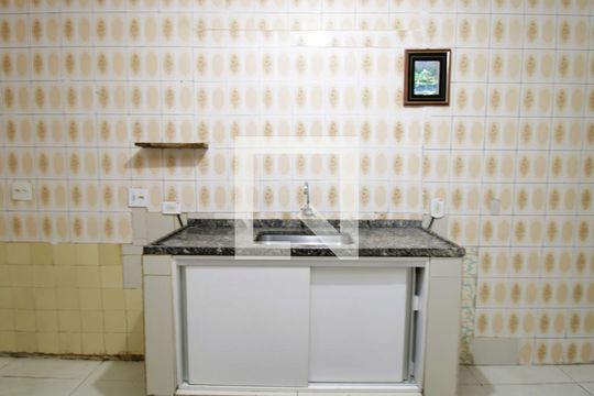 Cozinha de casa para alugar com 4 quartos, 100m² em Parque Edu Chaves, São Paulo