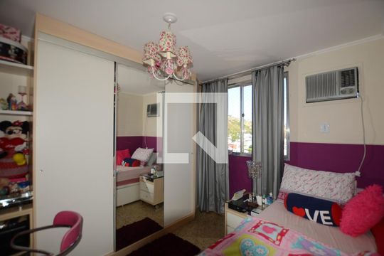 Quarto 1 de apartamento à venda com 3 quartos, 78m² em Vila Kosmos, Rio de Janeiro