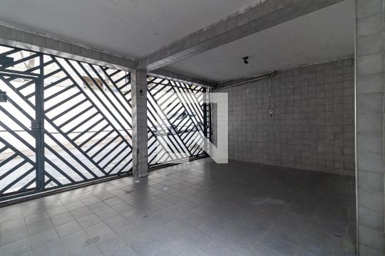 Garagem  de casa à venda com 2 quartos, 70m² em Vila Caraguatá, São Paulo