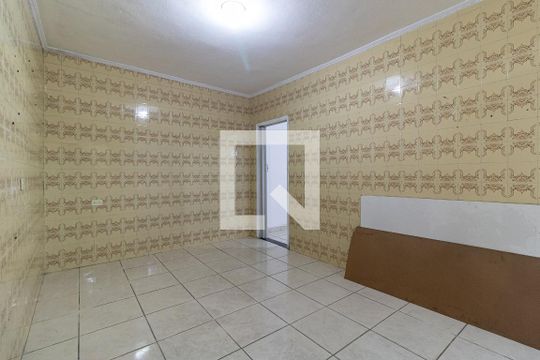 Cozinha de casa à venda com 2 quartos, 70m² em Vila Caraguatá, São Paulo