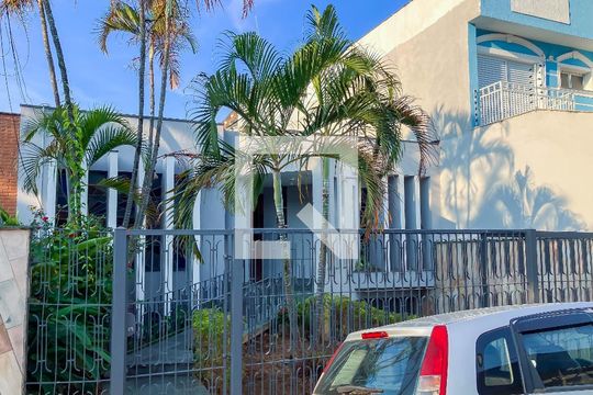 Fachada de casa à venda com 3 quartos, 359m² em Parque da Vila Prudente, São Paulo