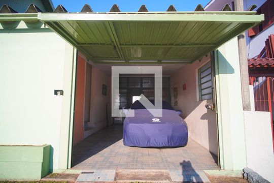 Garagem de casa para alugar com 3 quartos, 190m² em Pátria Nova, Novo Hamburgo