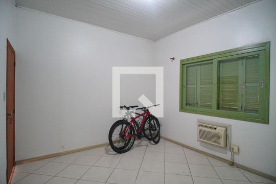 Quarto 1 de casa para alugar com 3 quartos, 190m² em Pátria Nova, Novo Hamburgo