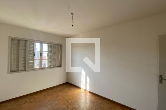 Quarto 1 de casa à venda com 6 quartos, 230m² em Jardim Itália, São Paulo