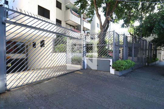 Fachada de apartamento à venda com 3 quartos, 100m² em Barra Funda, São Paulo