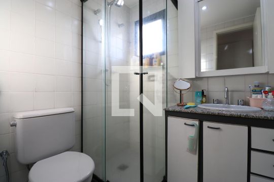 Banheiro da Suíte de apartamento à venda com 3 quartos, 100m² em Barra Funda, São Paulo