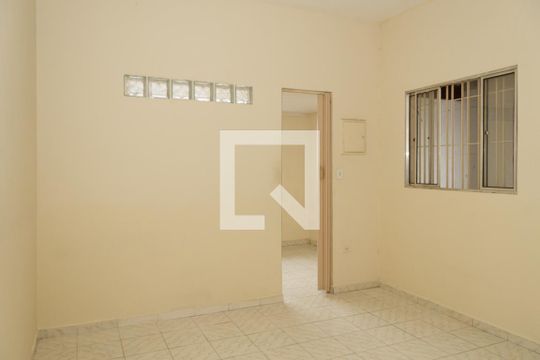 Casa para alugar com 2 quartos, 140m² em Vila Isolina Mazzei, São Paulo