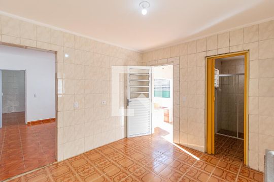 Cozinha de casa para alugar com 1 quarto, 40m² em Km 18, Osasco