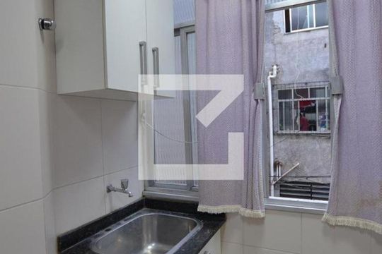 Cozinha e Área de Serviço de apartamento para alugar com 2 quartos, 47m² em Campinho, Rio de Janeiro