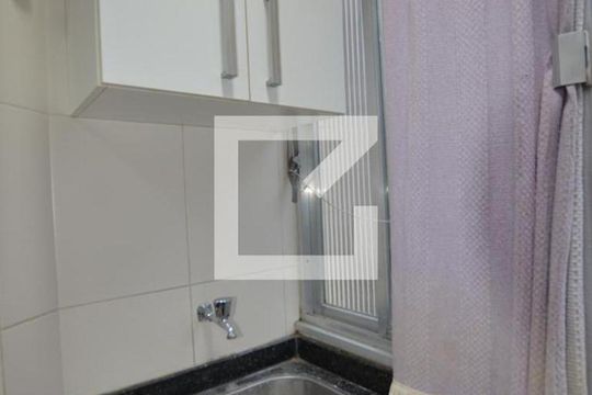 Cozinha e Área de Serviço de apartamento para alugar com 2 quartos, 47m² em Campinho, Rio de Janeiro
