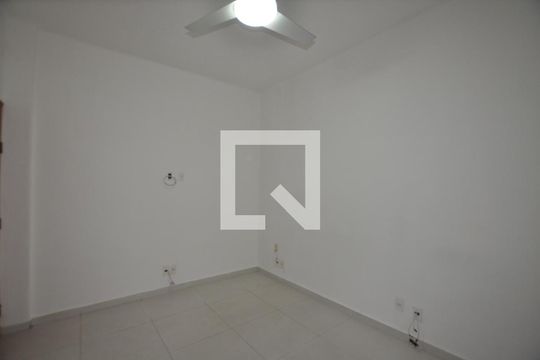 Sala de apartamento para alugar com 2 quartos, 47m² em Campinho, Rio de Janeiro