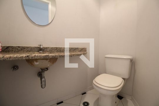 Lavabo de apartamento à venda com 5 quartos, 150m² em Vila Suzana, São Paulo