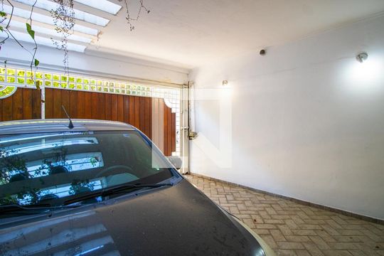 Garagem de casa à venda com 3 quartos, 300m² em Parque Novo Mundo, São Paulo
