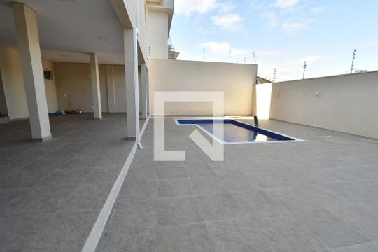 Piscina de casa à venda com 4 quartos, 350m² em Jardim Lumen Christi, Campinas