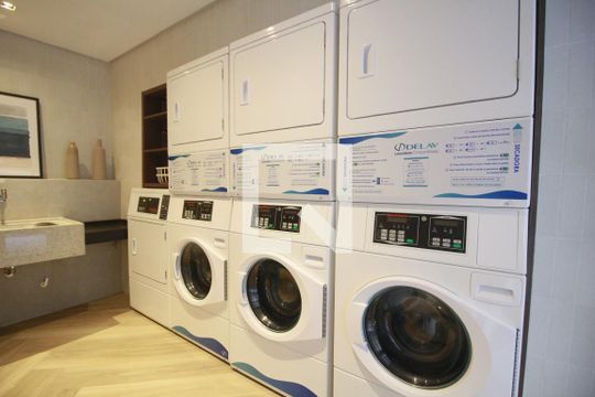 Lavanderia de apartamento à venda com 1 quarto, 27m² em Indianópolis, São Paulo