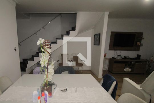 Sala de casa para alugar com 4 quartos, 190m² em Parque Mandaqui, São Paulo