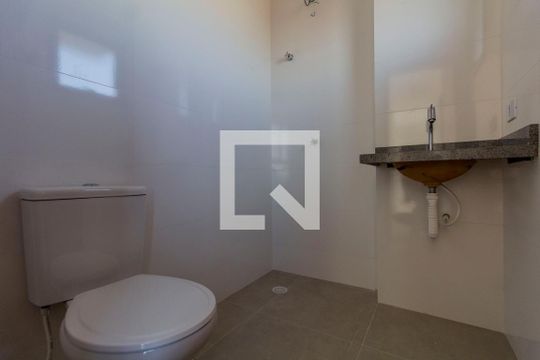 Banheiro  de apartamento à venda com 2 quartos, 51m² em Parque Cruzeiro do Sul, São Paulo
