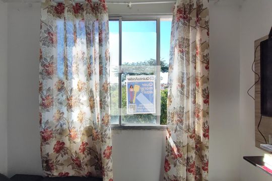 PLACA INSTALADA NO IMÓVEL de apartamento à venda com 2 quartos, 52m² em Jardim Nova Europa, Campinas