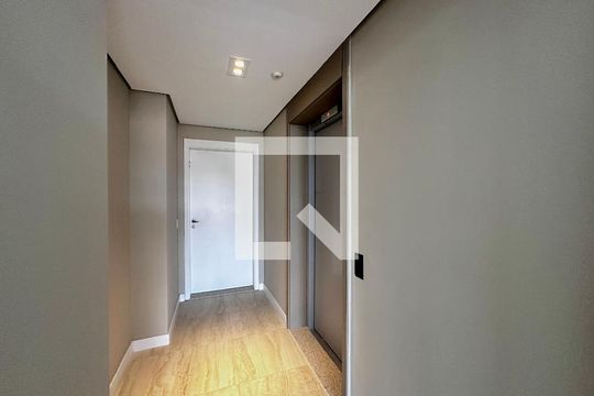 Hall Apartamento de apartamento à venda com 4 quartos, 136m² em Jardim Dom Bosco, São Paulo