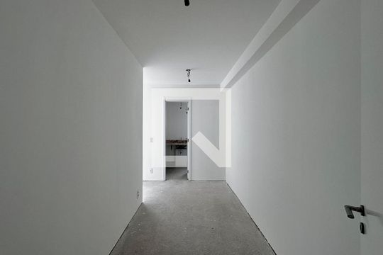 Closet Suíte 1 de apartamento à venda com 4 quartos, 136m² em Jardim Dom Bosco, São Paulo