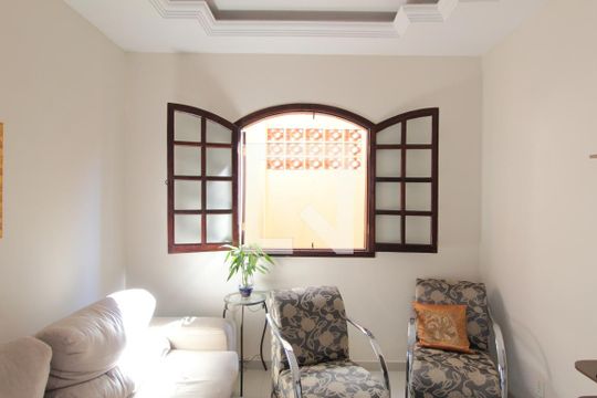 Casa 1 | Sala de Estar de casa à venda com 5 quartos, 360m² em Planalto, Belo Horizonte