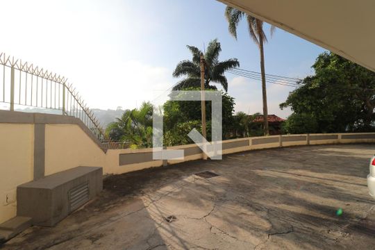 Área comum de apartamento para alugar com 1 quarto, 30m² em Jardim Guanabara, Rio de Janeiro